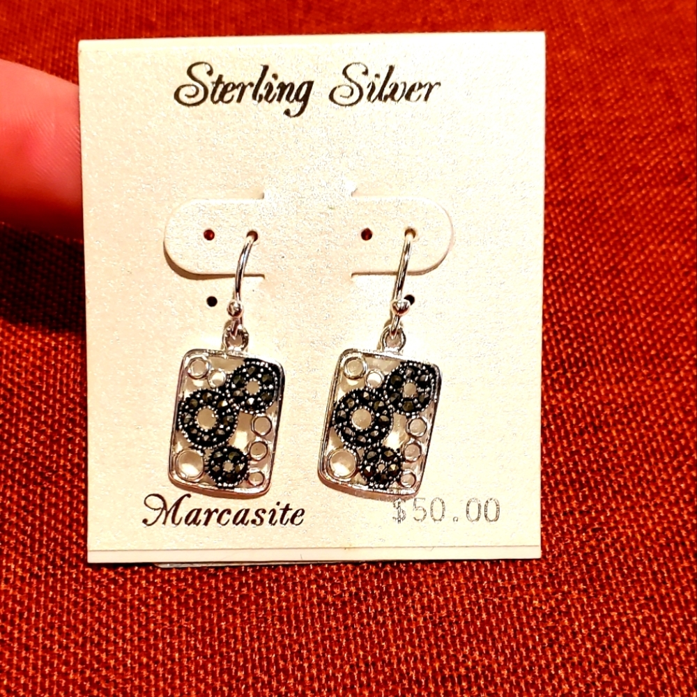 3/$30 Brand New Sterling Silver & Marcasite Earrings - Made in Thailand ❤